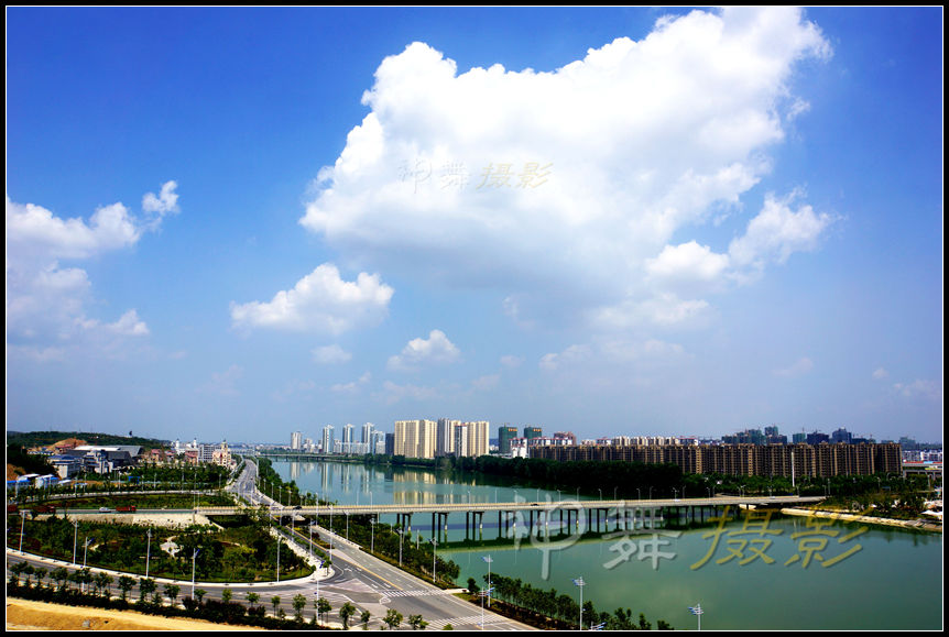 DSC06542_.jpg