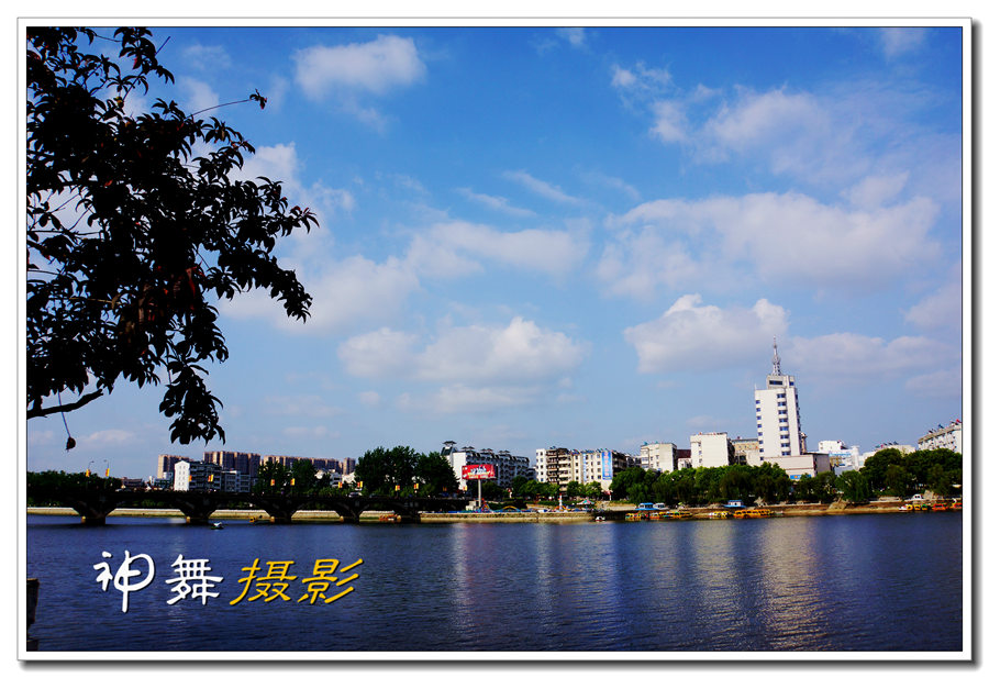 DSC03456_.jpg