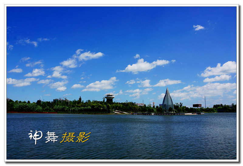 DSC06123_.jpg