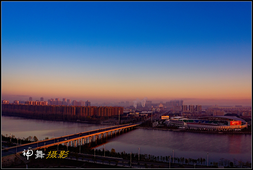 DSC04232_.jpg