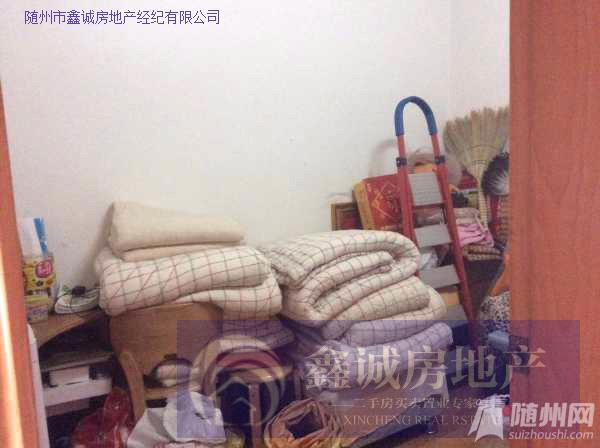 House_9a6eeb36-0db3-42c4-aacc-1dbc6904a5e6_big.jpg