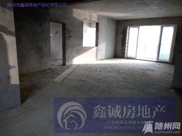 House_cec6a6d7-63d1-4502-8609-18c85bdfb620_big.jpg