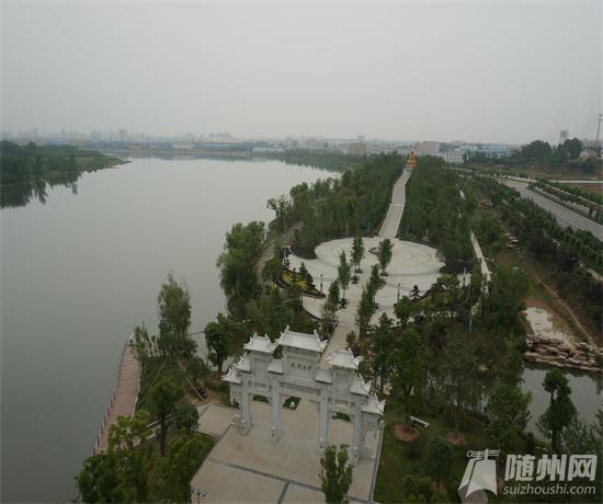 1-140G21U344.jpg