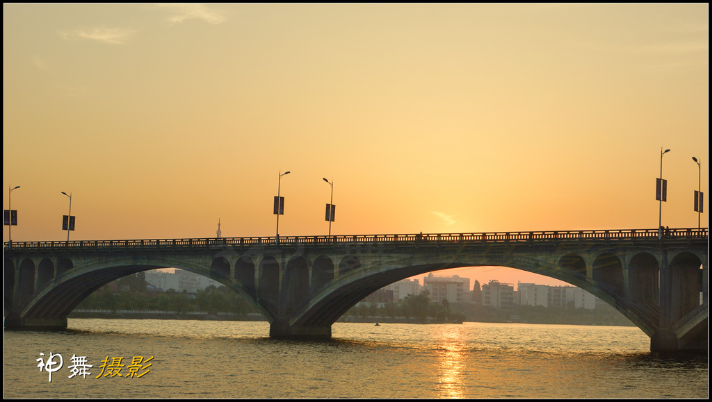 DSC00296_.jpg