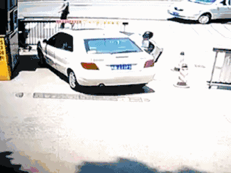 51e164c6c020d76a64007179469ff2bf.gif
