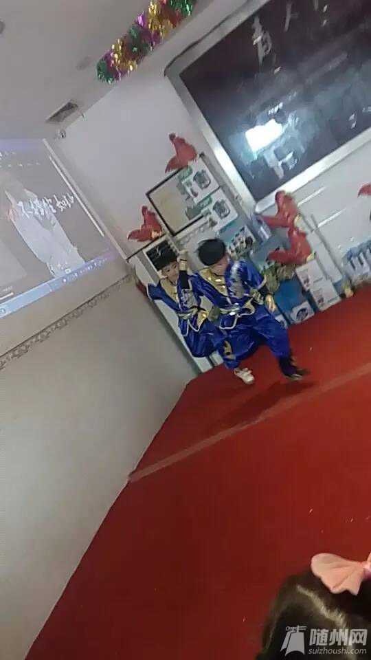 141300gvumopqto54o35dd.jpg