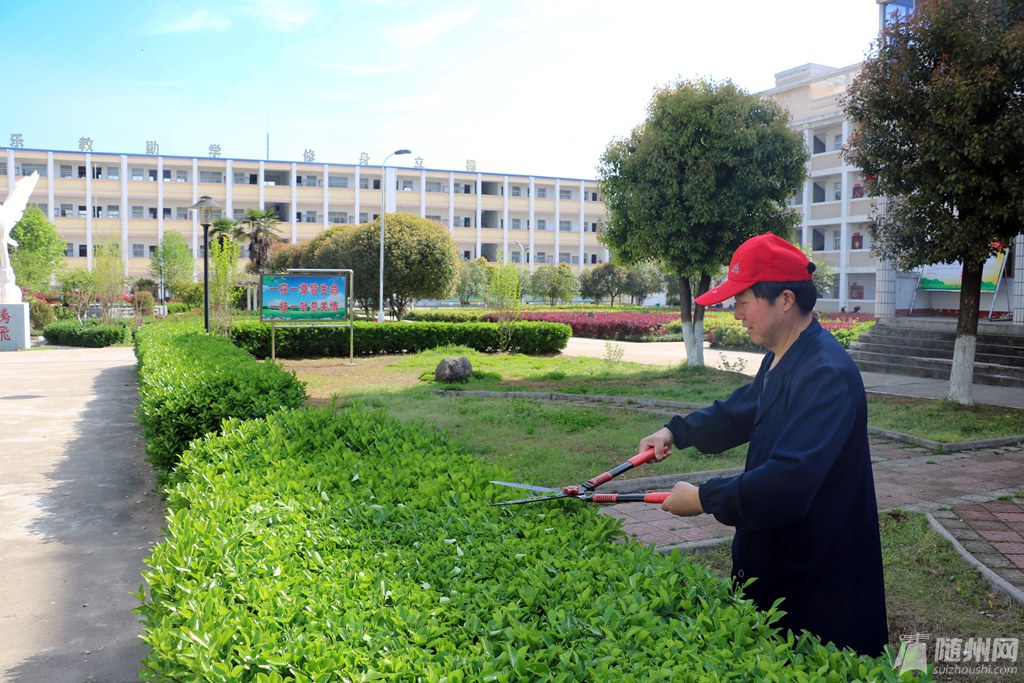 13、《劳动者最美丽》作者随县三里岗镇小学方晶晶 (三等奖).jpg