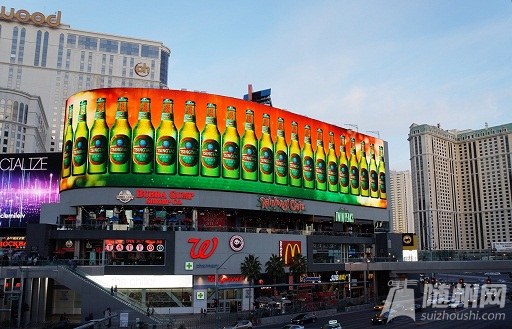 2、青岛啤酒在拉斯维加斯.jpg